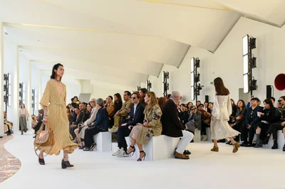 Look 13